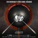 Small Yosukata 34cm Wok aus Schwarzem Kohlenstoffstahl (Flacher Boden, Vorbereitete) + Wok-Deckel aus Holz 34cm + Wok-Utensilien-Set: Wokspatel und Schöpflöffel aus Edelstahl mit 43 cm Länge