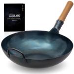 Small Yosukata 34cm Wok aus Blauem Kohlenstoffstahl (Flacher Boden, Vorbereitete) + Edelstahl Wok-Deckel 32,5cm (für Wok 34cm) + Wok-Utensilien-Set: Wokspatel und Schöpfkelle aus vorbereitetem Karbonstahl und Bambus-Essstäbchen mit 43 cm Länge